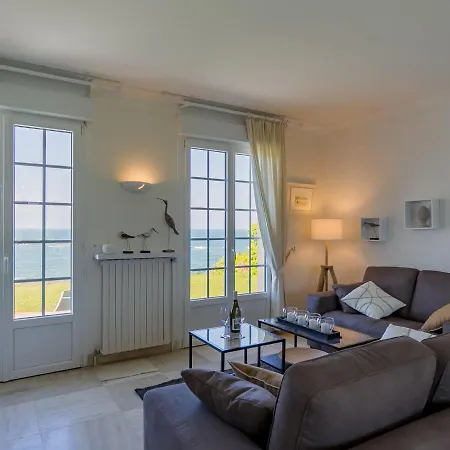 Prázdninový dům Cam Louis - Plc250 By Interhome *